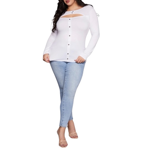 Plus Size, White Long Sleeve Button-Up Top, Size 3X - Picture 1 of 3